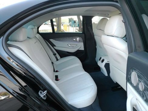 Used 2022 Mercedes-Benz E 350 Sedan w/ Driver Assistance Package image 24