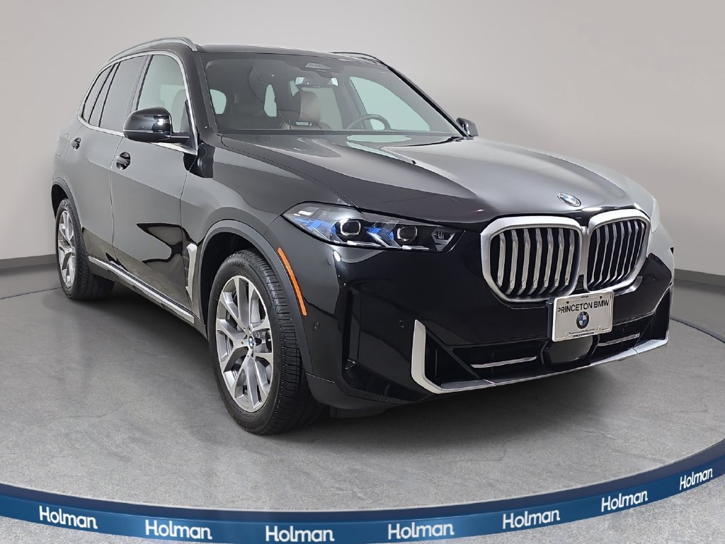 Certified 2026 BMW X5 xDrive40i AWD/4WD image 3