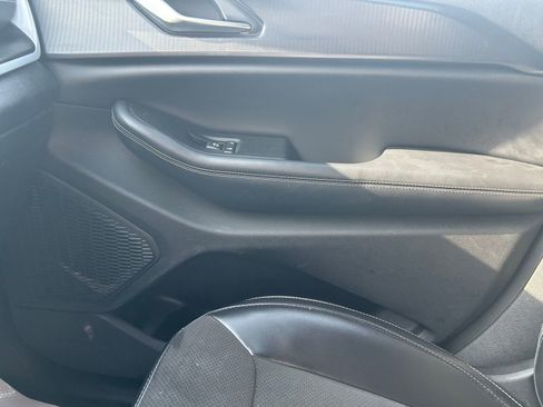 Used 2023 Jeep Grand Cherokee L Altitude image 13