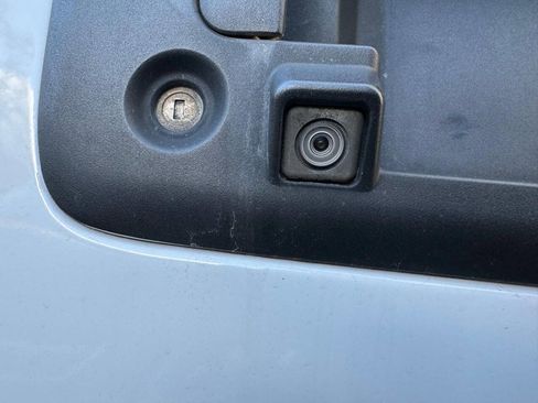 Used 2020 Chevrolet Express 2500 w/ Driver Convenience Package image 8