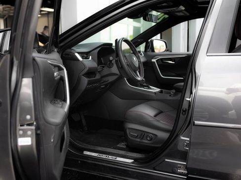 Used 2024 Toyota RAV4 XSE w/ Weather Package AWD/4WD image 30
