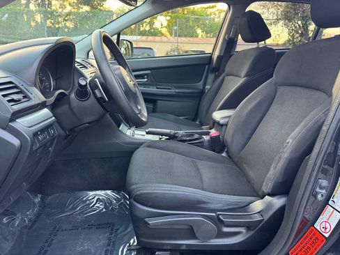 Used 2014 Subaru Crosstrek 2.0i Premium w/ Moonroof Package image 12