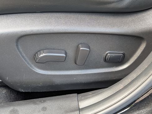 Used 2018 Nissan Rogue SL AWD/4WD image 20