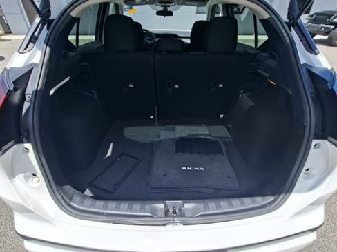 Certified 2025 Nissan Kicks Play S FWD image 21