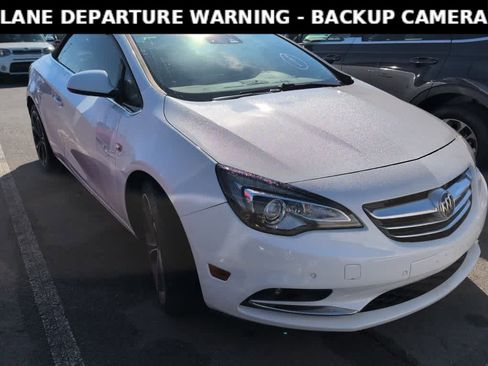 Used 2016 Buick Cascada Premium image 2