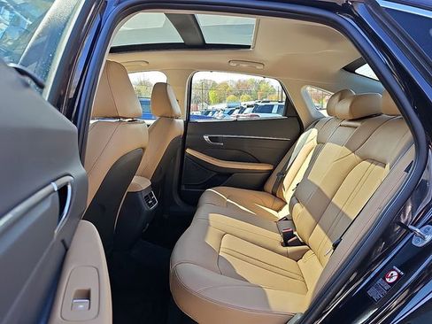 Used 2023 Hyundai Sonata Limited FWD image 10