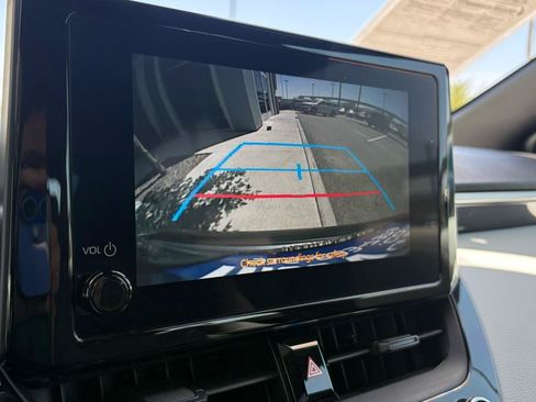 Used 2024 Toyota Corolla SE w/ SE Package FWD image 21