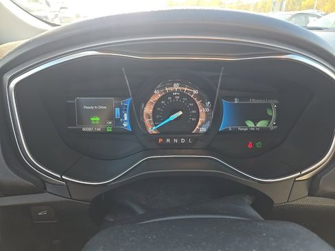 Used 2018 Ford Fusion S image 15