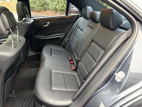 Used 2016 Mercedes-Benz E 350 Sedan image 31