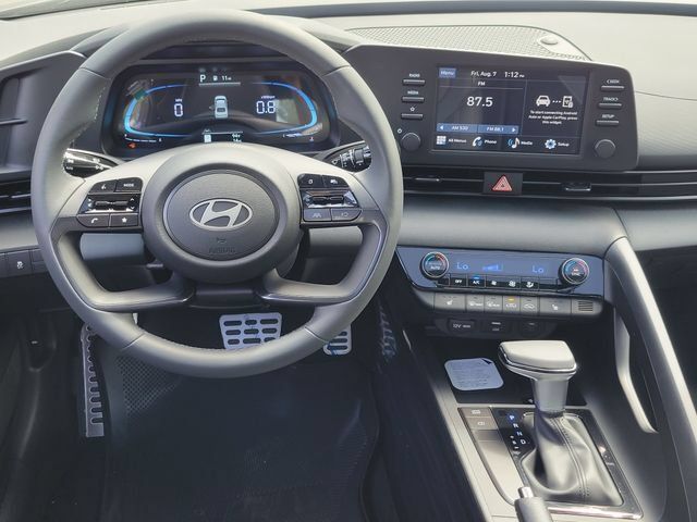 New 2026 Hyundai Elantra SEL Sport FWD image 6