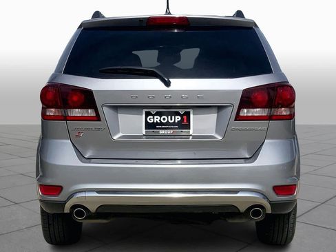 Used 2019 Dodge Journey Crossroad image 5