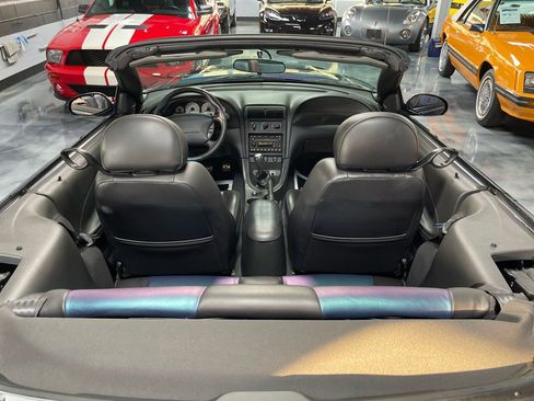 Used 2004 Ford Mustang Cobra image 29