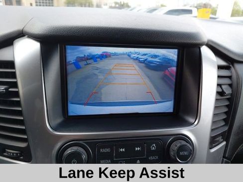 Used 2017 Chevrolet Suburban Premier AWD/4WD image 17