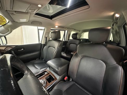 Used 2020 Nissan Armada Platinum w/ Captain's Chairs Package AWD/4WD image 31