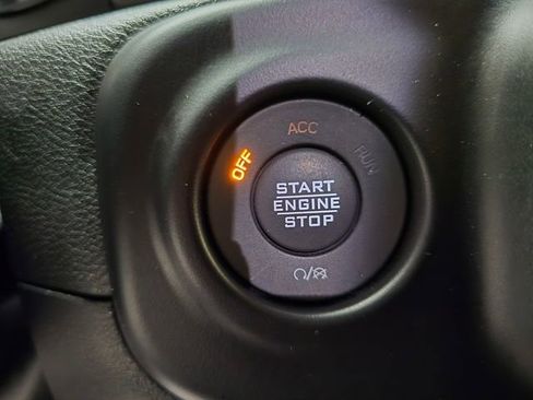 Used 2022 Jeep Wrangler Rubicon w/ Steel Bumper Group image 23