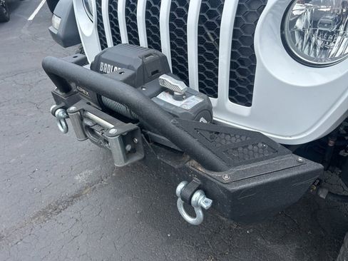 Used 2020 Jeep Gladiator Sport w/ Quick Order Package 24S AWD/4WD image 10