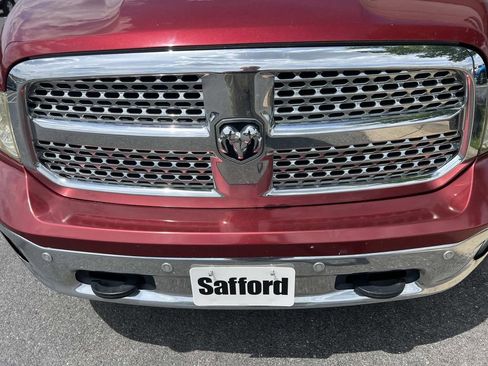 Used 2015 RAM 1500 Laramie w/ Convenience Group AWD/4WD image 4