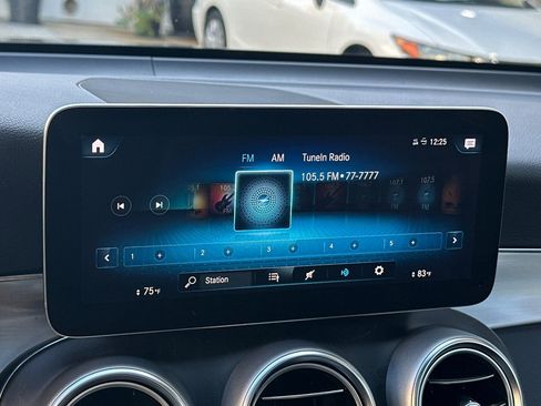 Used 2021 Mercedes-Benz GLC 300 image 33