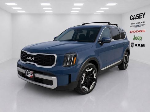 Used 2023 Kia Telluride S w/ S Sunroof Package AWD/4WD image 3