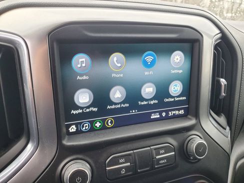 Used 2022 Chevrolet Silverado 1500 LT w/ Z71 Off-Road Package AWD/4WD image 19