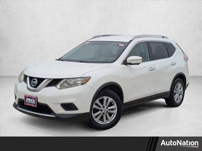 Used 2014 Nissan Rogue SV w/ SV Premium Package