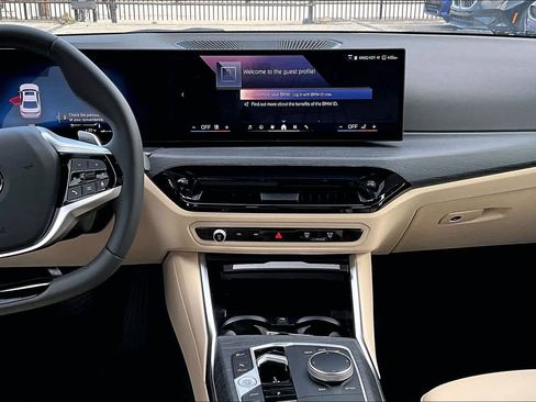 Used 2025 BMW 330i Sedan w/ Convenience Package image 5