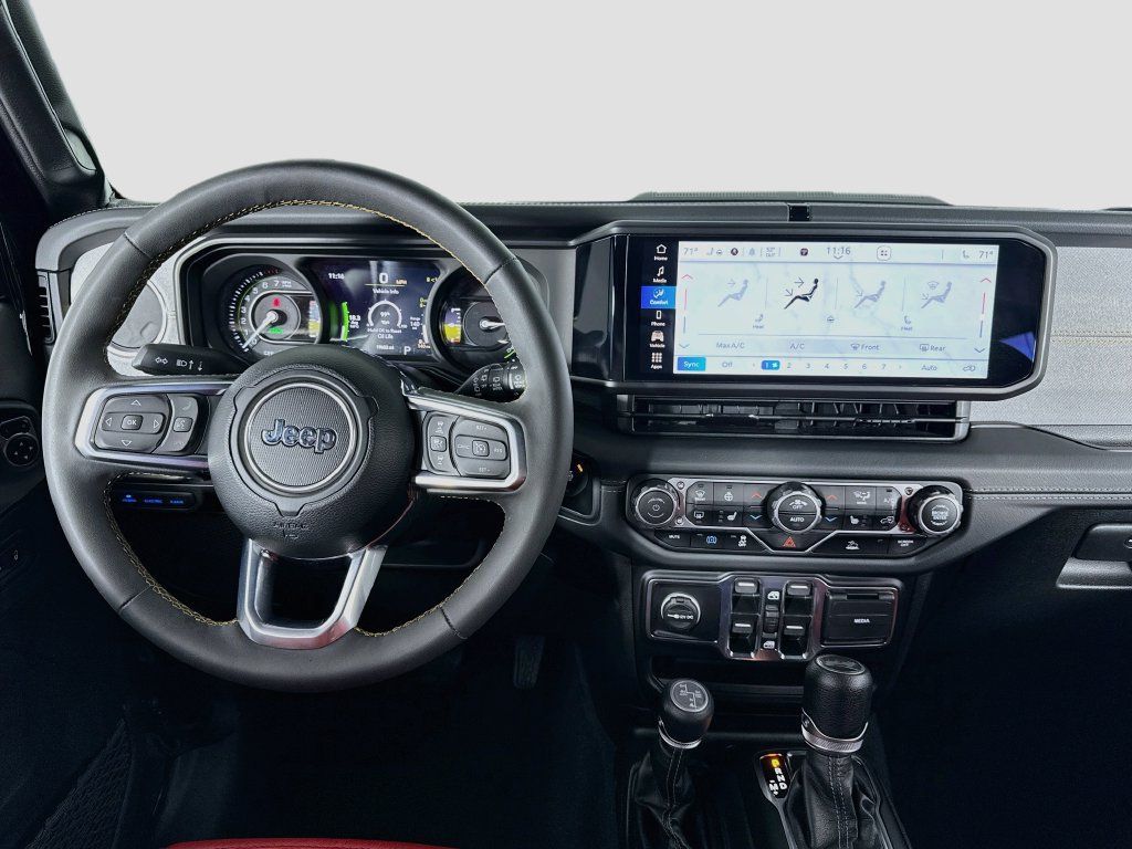 Used 2024 Jeep Wrangler Unlimited Sahara AWD/4WD image 14
