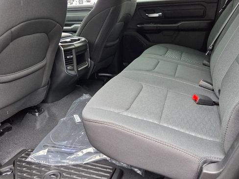 New 2026 RAM 1500 Express AWD/4WD image 12