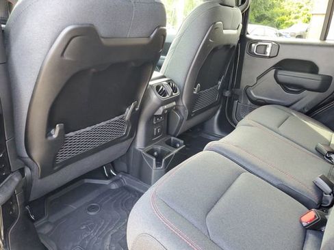 Used 2024 Jeep Wrangler Unlimited Rubicon w/ Convenience Group image 23