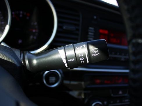 Used 2015 Kia Optima EX image 16