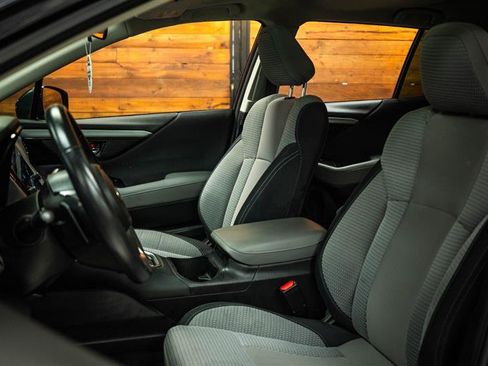 Used 2025 Subaru Outback Premium image 10