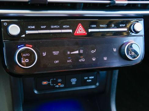 Certified 2025 Hyundai Tucson SEL AWD/4WD image 15