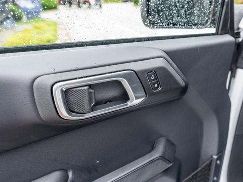 New 2025 Ford Bronco Outer Banks AWD/4WD image 34