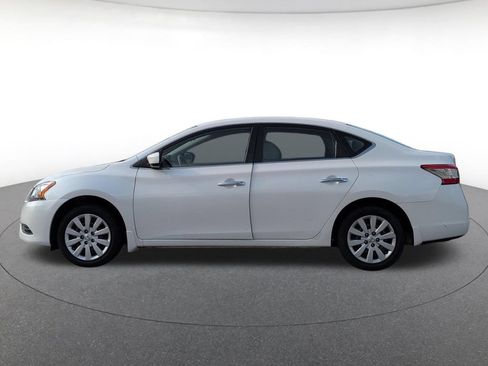 Used 2014 Nissan Sentra S FWD image 2