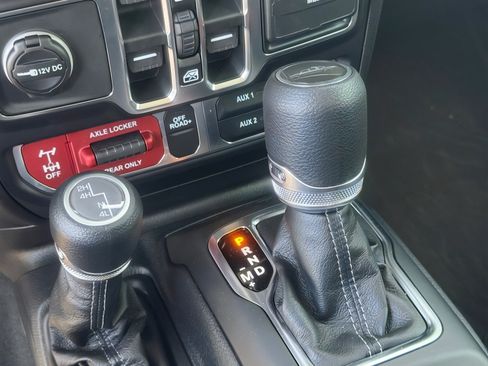 New 2026 Jeep Gladiator Mojave image 25