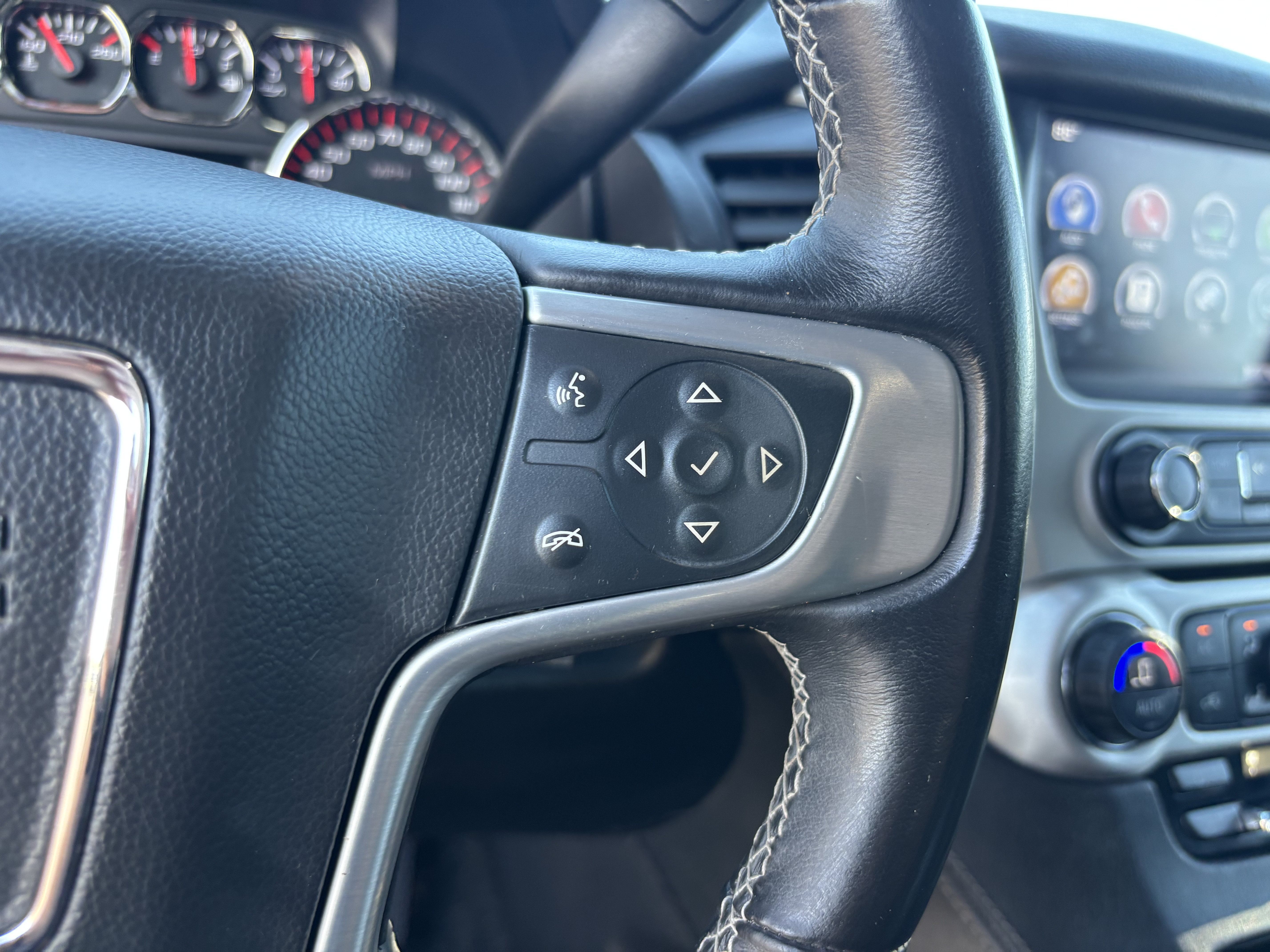 Used 2016 GMC Yukon SLE RWD image 16