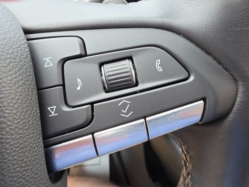 Used 2024 Cadillac XT4 Premium Luxury AWD/4WD image 41