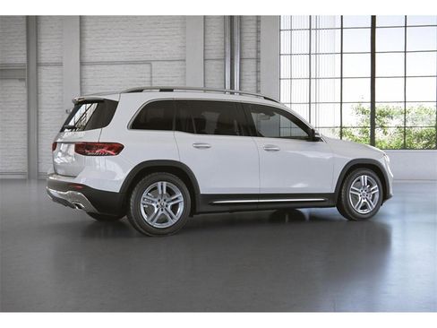 Certified 2022 Mercedes-Benz GLB 250 4MATIC image 20