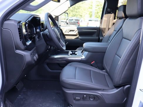 New 2025 Chevrolet Silverado 2500 LTZ w/ Trail Boss Package image 4