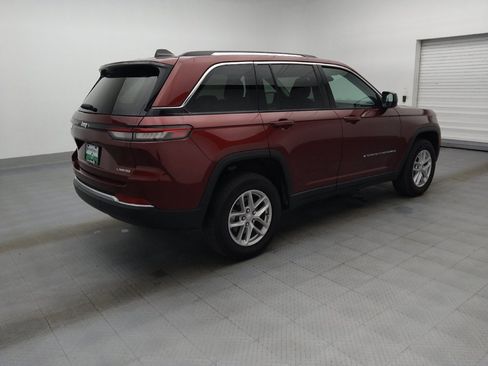 Used 2023 Jeep Grand Cherokee Laredo X RWD image 10