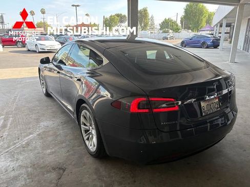 Used 2016 Tesla Model S 70 RWD image 5