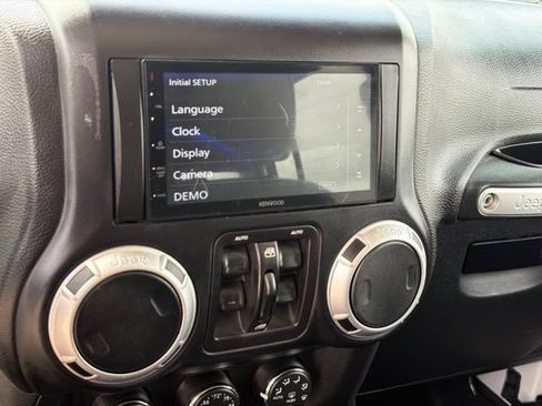 Used 2015 Jeep Wrangler Unlimited Sahara w/ Dual Top Group AWD/4WD image 24