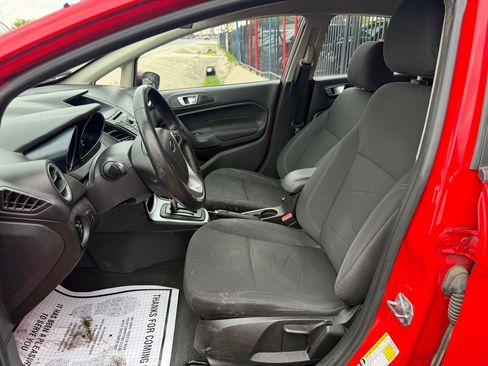 Used 2015 Ford Fiesta SE FWD image 34