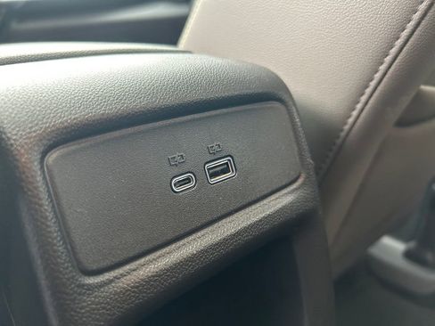 Used 2025 Chevrolet Trax ACTIV w/ Sunroof Package FWD image 36