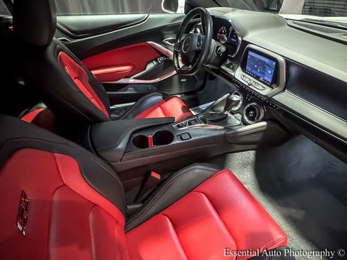 Used 2022 Chevrolet Camaro SS image 25