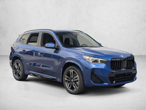 Certified 2025 BMW X1 xDrive28i w/ M Sport Package image 7