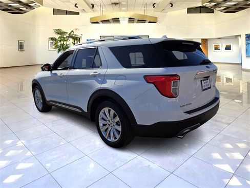 Used 2020 Ford Explorer Limited image 5