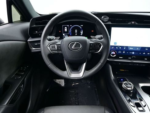 Used 2024 Lexus RZ 300e Premium image 13