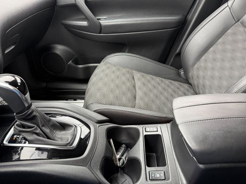 Used 2021 Nissan Rogue Sport SV w/ Technology Package image 32