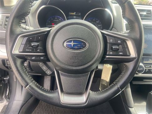 Used 2019 Subaru Outback 2.5i Premium image 14
